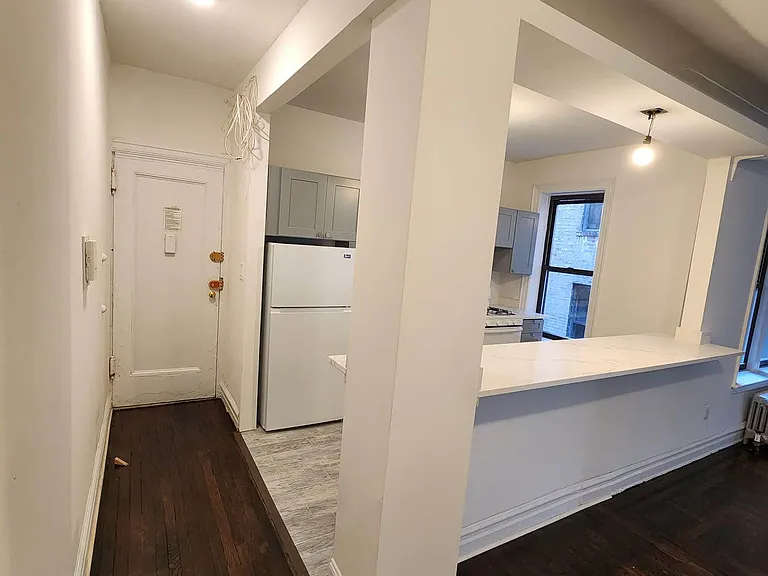 45-26 44th St #4C — Photo 1