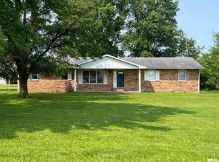 5443 Hopkins Hunter Rd, Salem, IL 62881