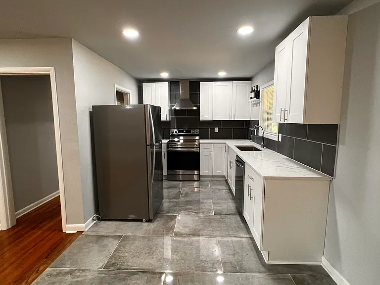 3942 Kirksford Dr — Photo 5