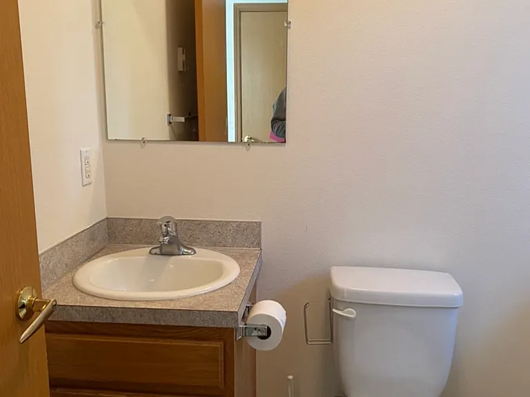 1314 NW Falls Creek Loop — Photo 8