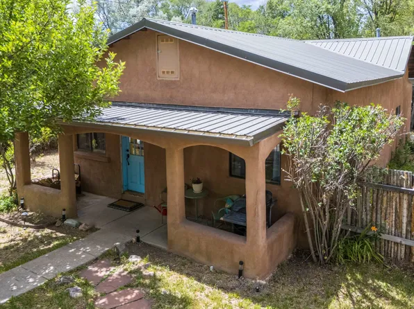 433 Martinez, Taos, NM 87571-0000