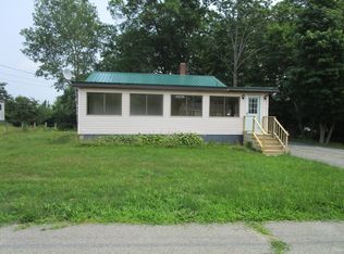 43 Penobscot Ave, Howland, ME 04448