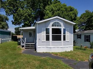 35 D St, Groton, CT 06340