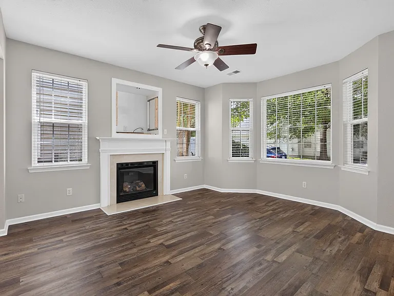 840 Willberry Dr — Photo 6