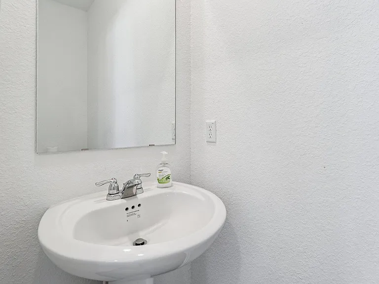 1201 Mallow Rd — Photo 18