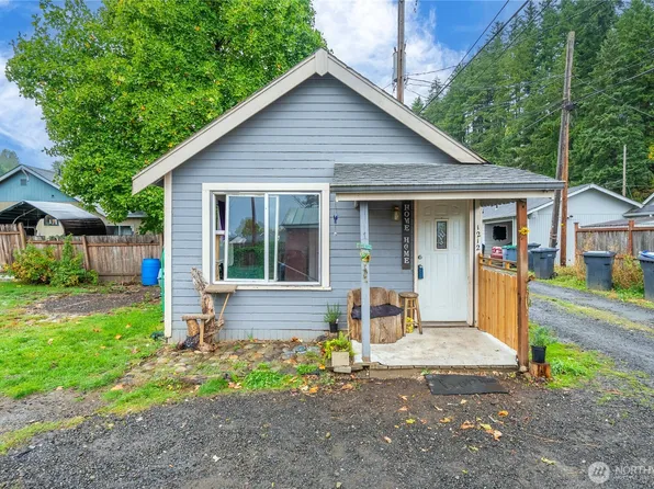 1212 W Railroad Avenue, Shelton, WA 98584