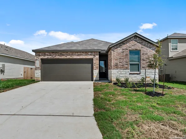 31952 Ambrose St, Bulverde, TX 78163