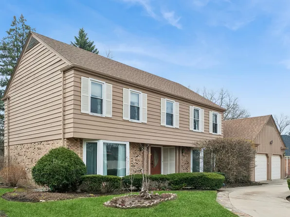 4111 Terri Lyn Ln, Northbrook, IL 60062