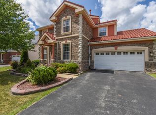 2030 Colchester Ave, Hoffman Estates, IL 60192