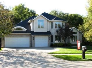 4227 Woodsmill Ct NE, Cedar Rapids, IA 52411