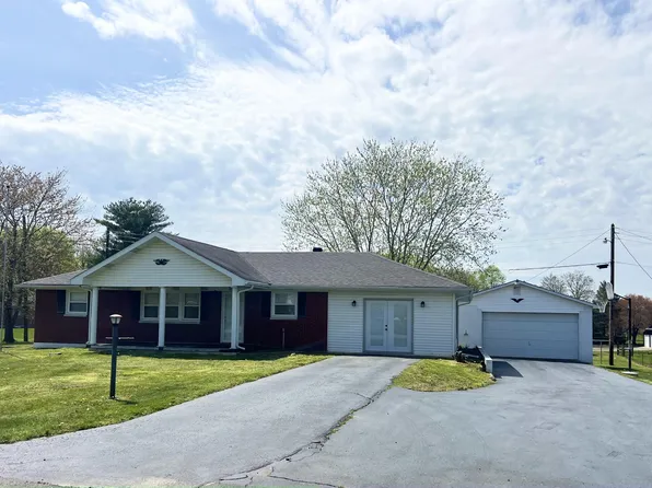 47 Village Dr, Russell Springs, KY 42642