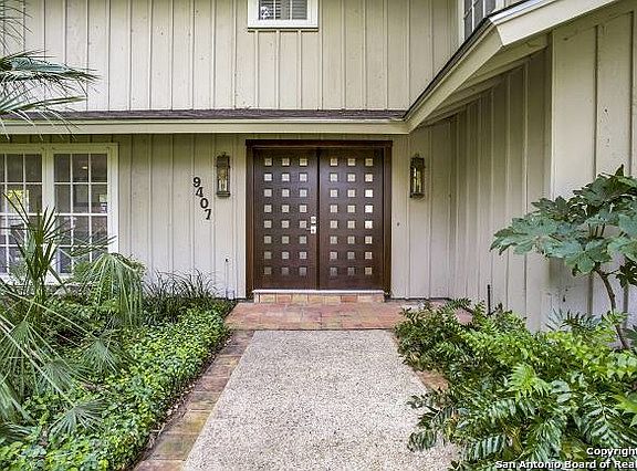 4th image of 9407 E Valley View Ln