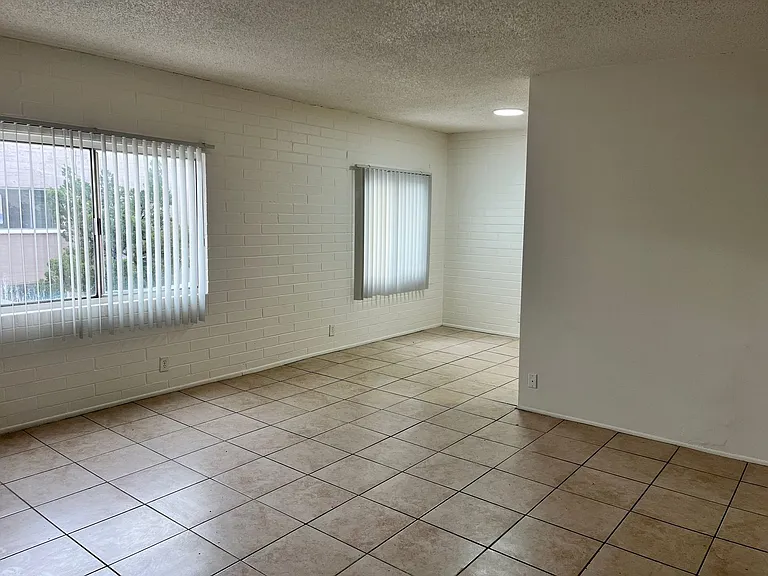 Catalina View Apartments — Photo 22
