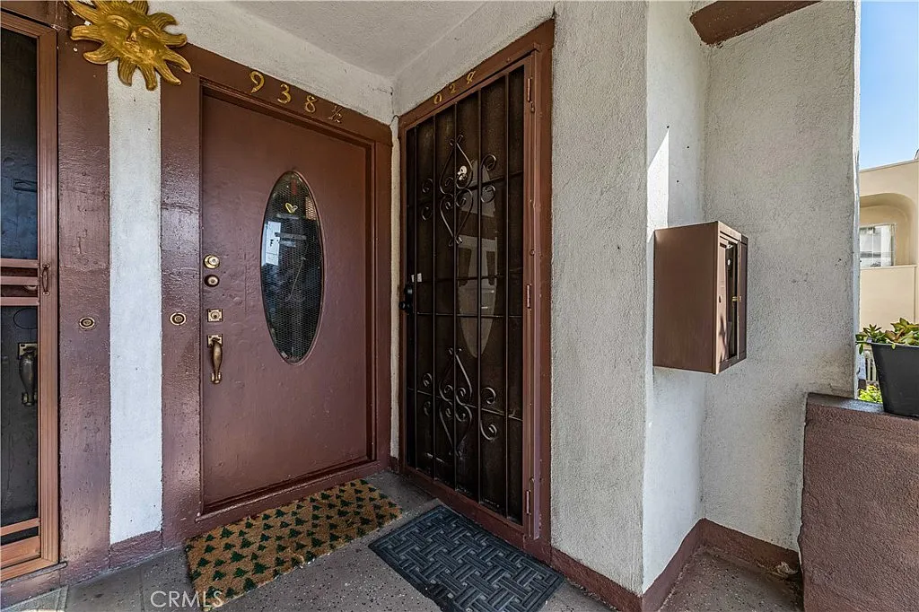 1 bed, 800 sqft, $2,500 — Photo 1