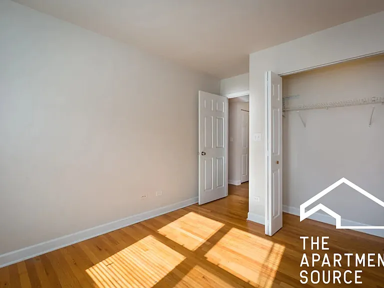 6443 N Damen Ave #3W — Photo 4