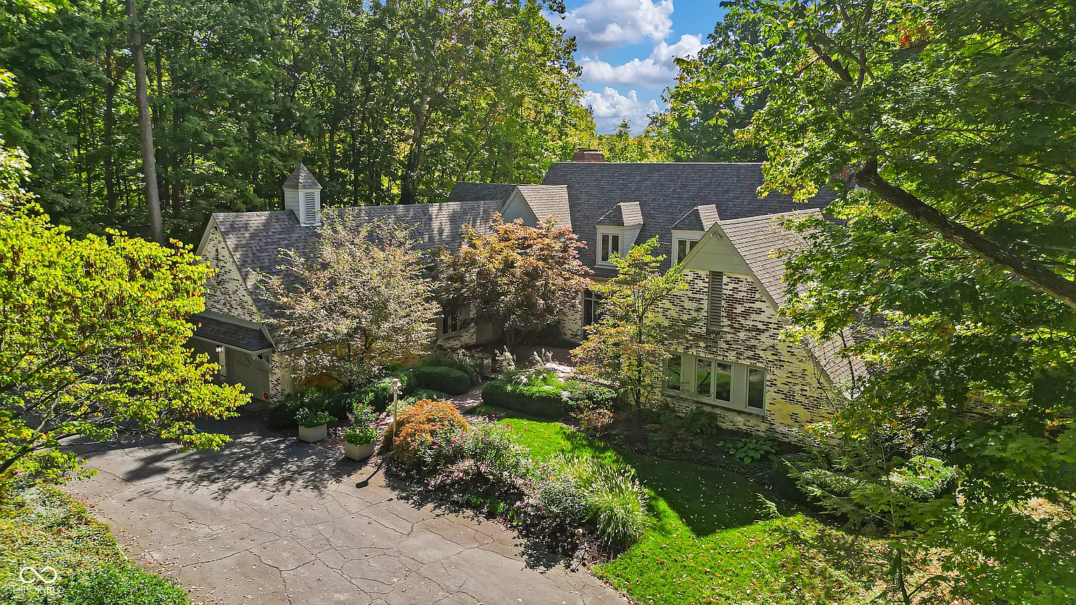 6047 Brokenhurst Rd photo 1