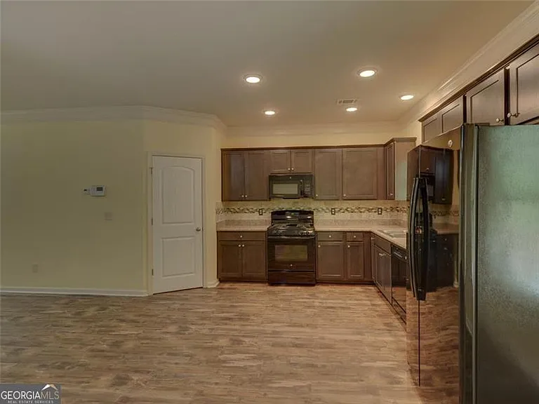 329 Turtle Creek Dr — Photo 27
