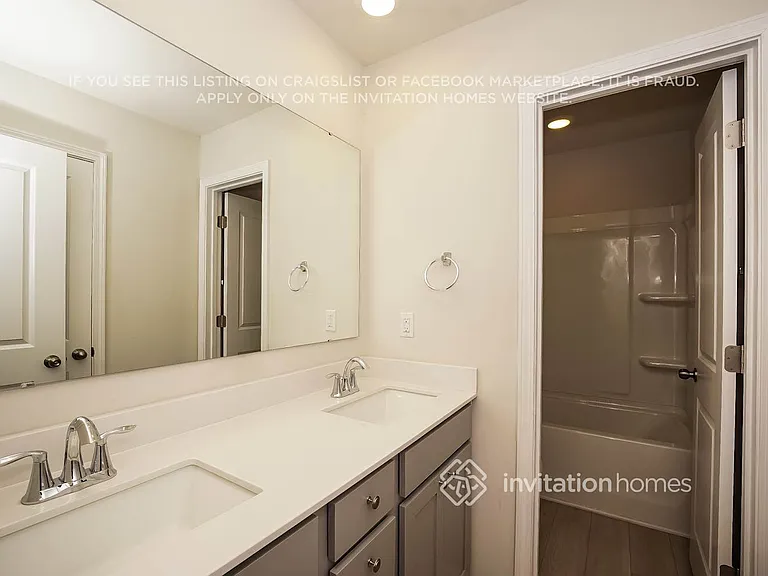 364 Hollingswood Dr — Photo 14