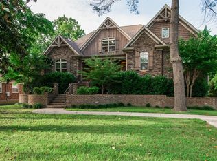 2828 Sugartree Rd, Nashville, TN 37215