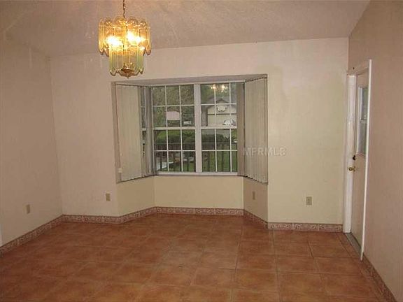 3rd image of 1618 Foxcreek Ln