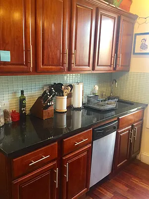 Rented by Nooklyn NYC LLC | media 52