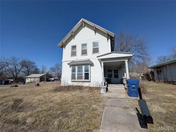 420 Smith St, Brookfield, MO 64628