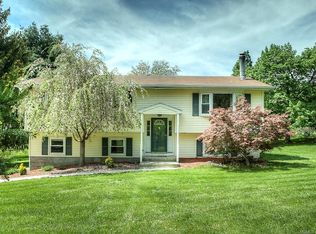 209 Beattie Rd, Washingtonville, NY 10992