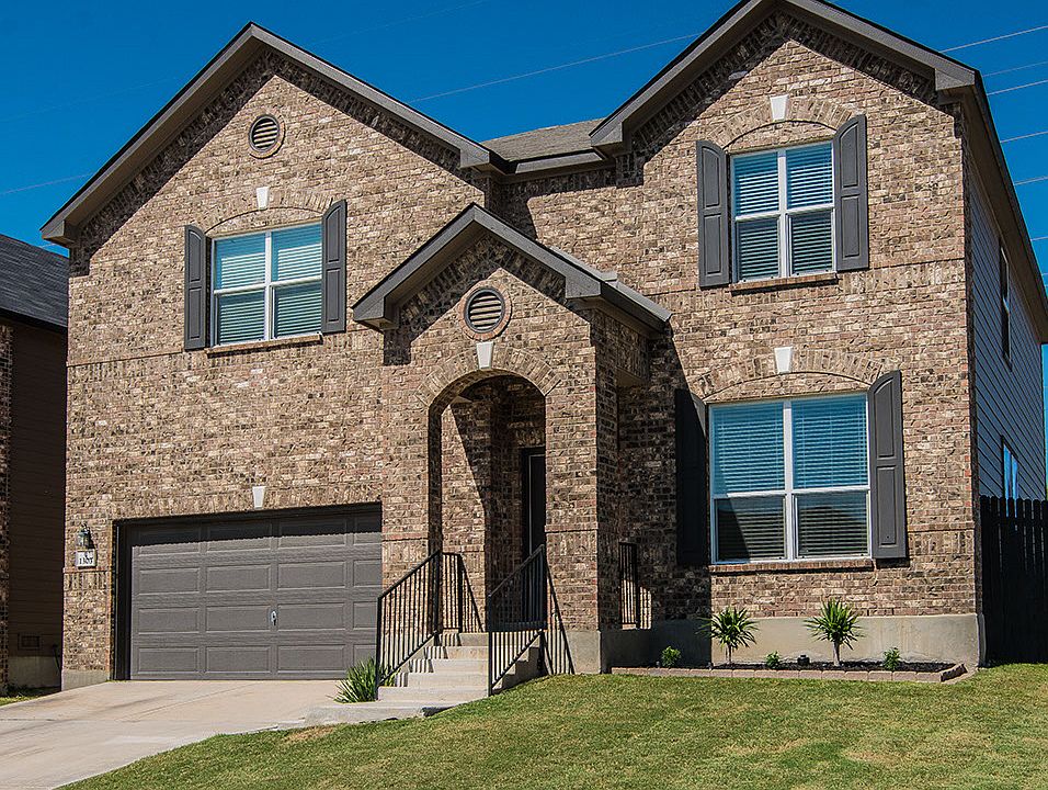1st image of 1303 Plaza Lake Dr