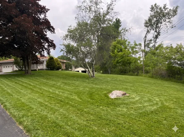1015 Old Highway Rd, Monroe Township, PA 18618