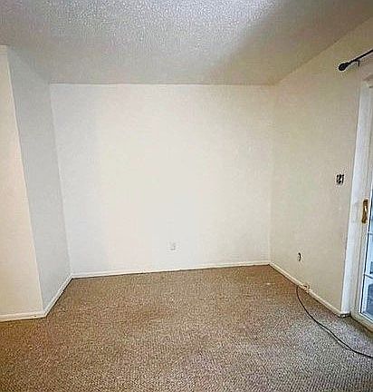 Den area