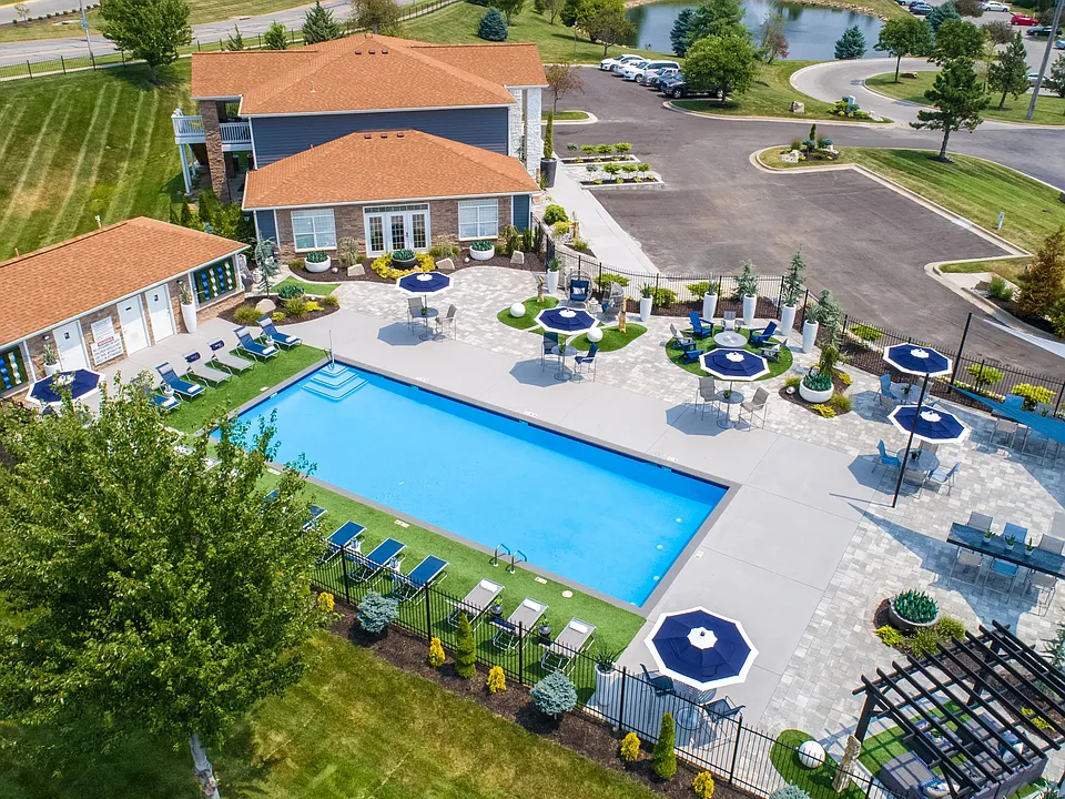 Lenox West Luxury Apartments
