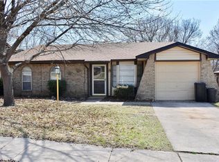 5644 Bonner Dr, Haltom City, TX 76148