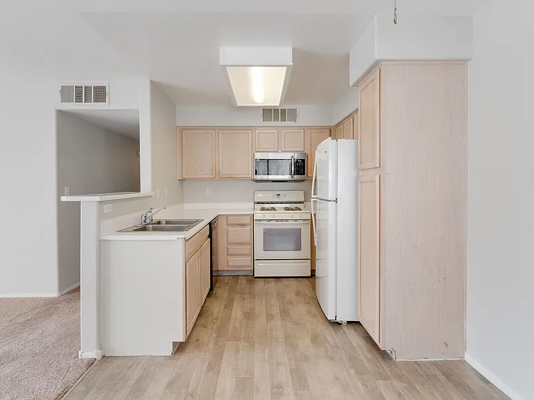 5150 Mandalay Springs Dr #203 — Photo 1