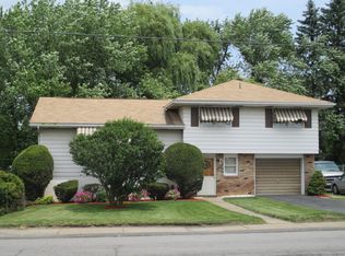 2120 Washburn St, Scranton, PA 18504