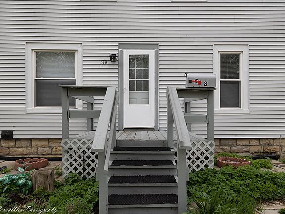 2nd image of 518 N 10th St