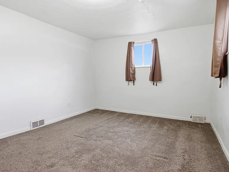9608 Frankstown Rd #1 — Photo 14