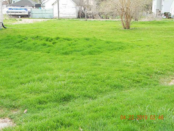 4th image of 610 Fairview Ave