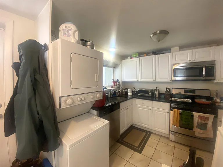 42 Lincoln St #2 — Photo 11