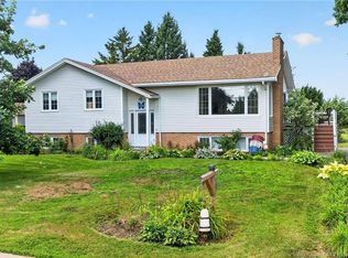 136 Du Couvent Rd, Bouctouche, NB E4S3C1