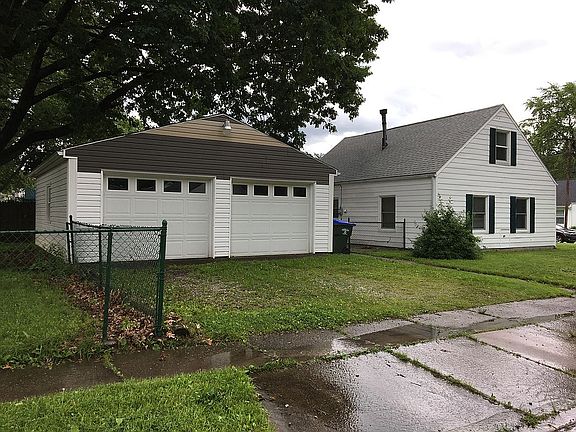 2nd image of 287 Victor Ave