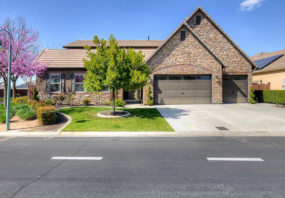 1st image of 4249 N Waterside Dr