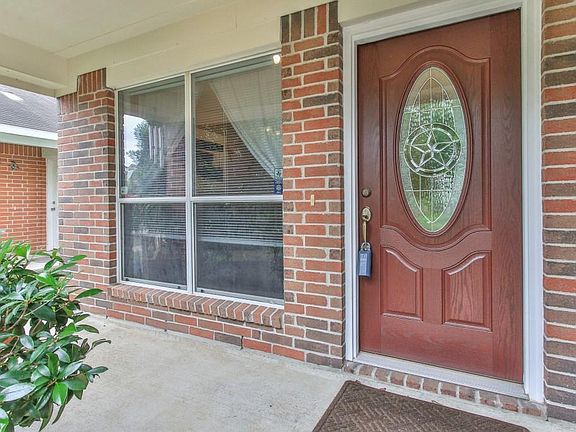 3rd image of 3343 Barkers Crossing Ave