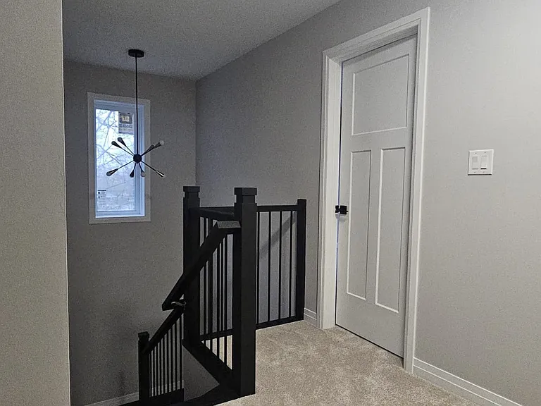 264 Blair Rd W #10 — Photo 3