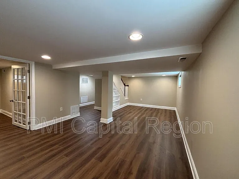 3903 Hampden St — Photo 22