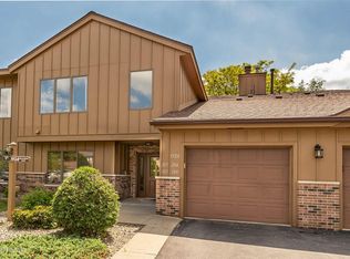 1924 Greenfield Ln SW APT 203, Rochester, MN 55902