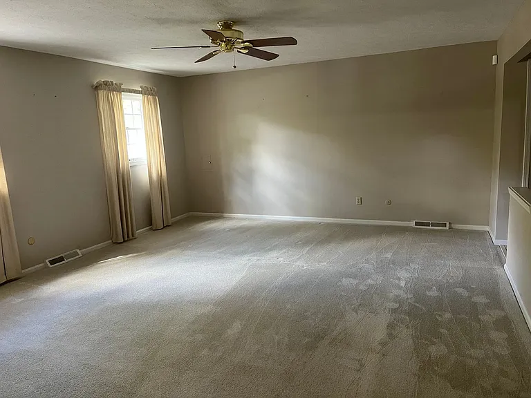 2259 Augusta Ct — Photo 24