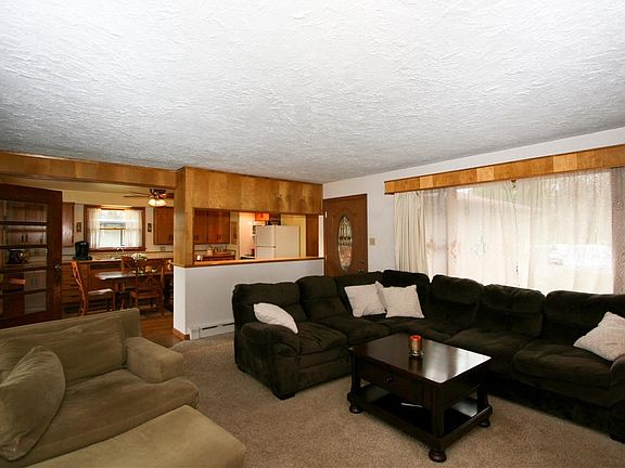 3rd image of 55678 River Shore Ln