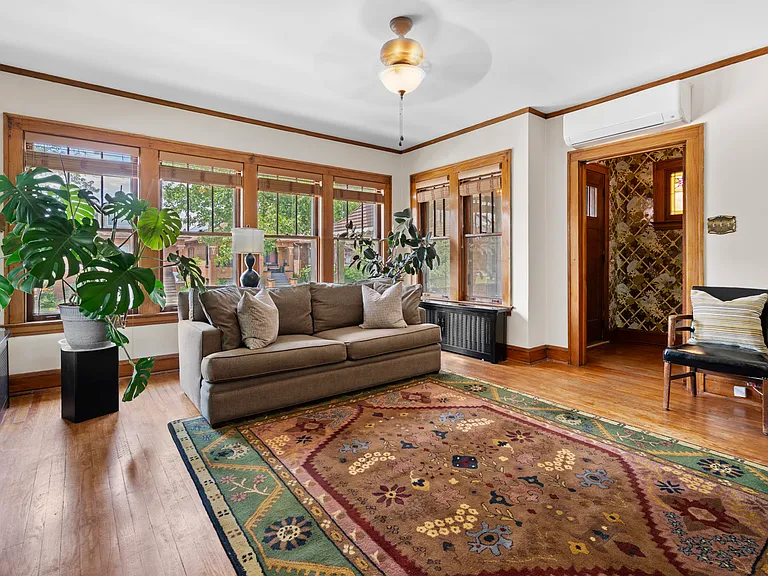1447 Cuyler Ave — Photo 12