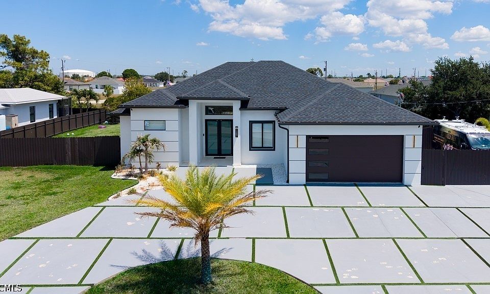 1st image of 1007 NW 19th St