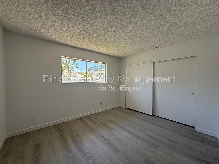 3440 Huerta Ct — Photo 13